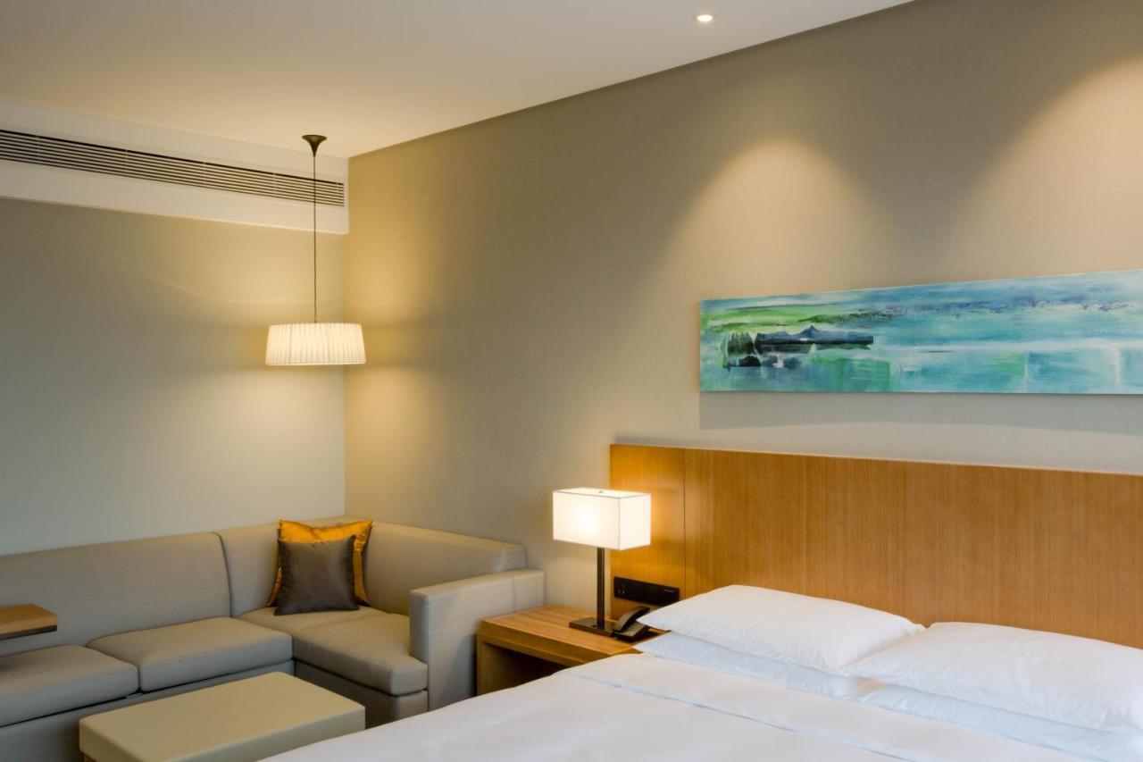 Hyatt Place Foshan Lishui Екстер'єр фото